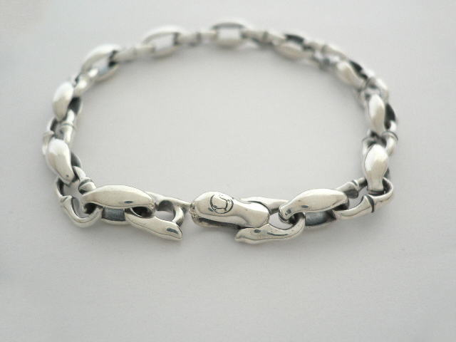lo-bracelet004