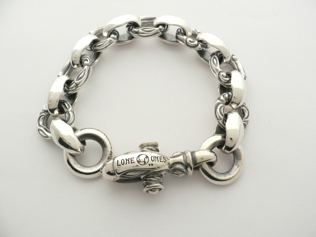 lo-bracelet003
